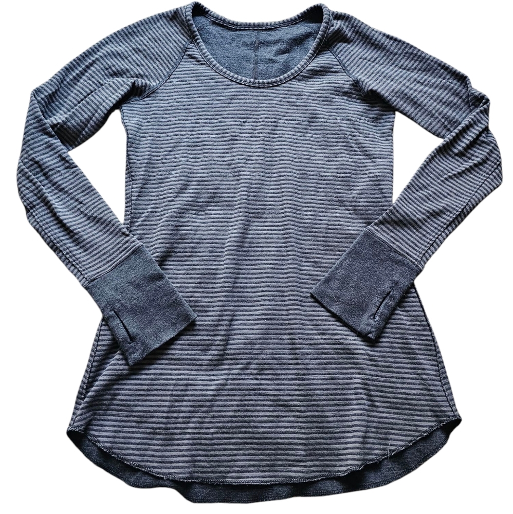 Lululemon Outdoor Workout Sporty Stretchy Striped Gray Longsleeve‎ Top Sz M-L